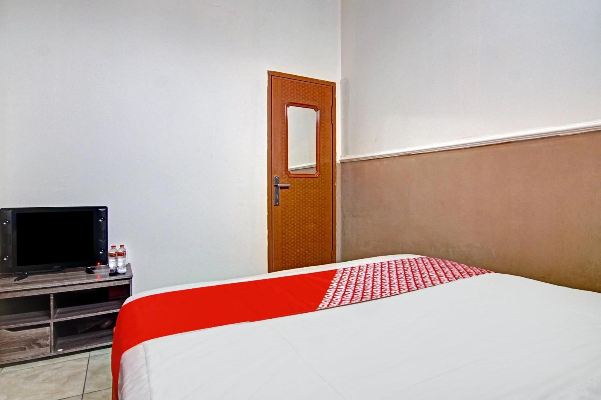 Super Oyo 90358 Poris Residence Syariah Tangerang Luaran gambar